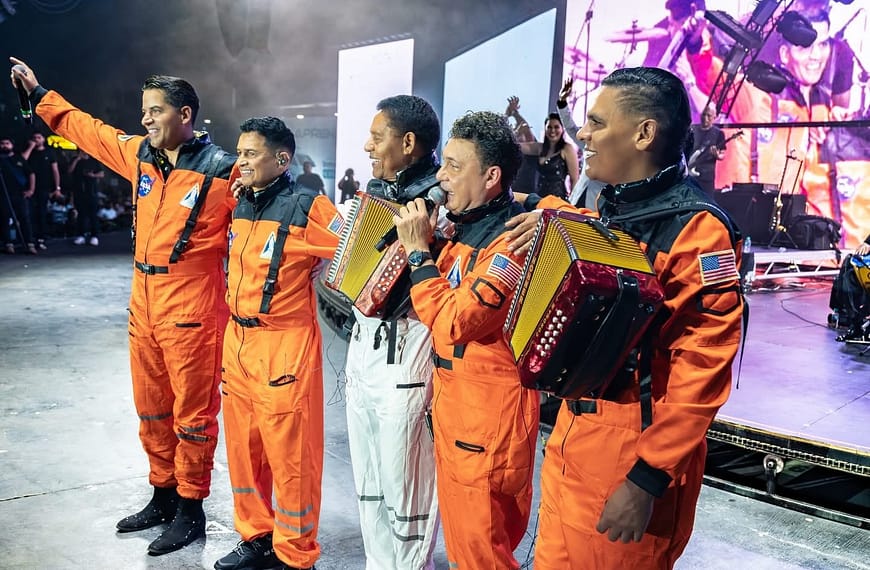 Música, luces, fuegos artificiales, romanticismo, nostalgia y recuerdos en noche final del Festival Vallenato