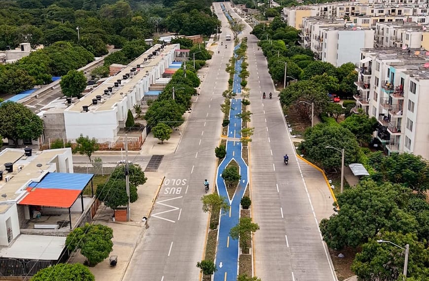 Con un circuito deportivo, la gobernadora del Cesar Elvia Milena Sanjuán inauguró los 1.6 kilómetros de la vía El Edén